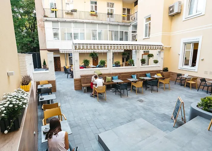 Discovery Hotel